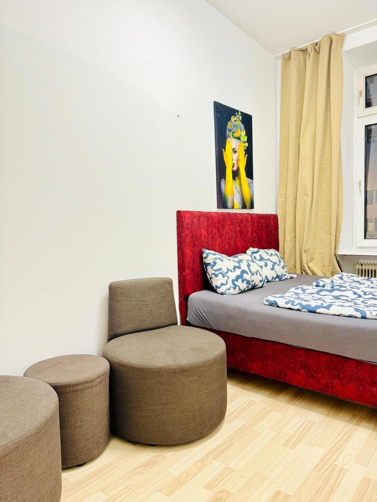 4br In A Shared Apt, 10 Min To Fac Platz Apartamento *